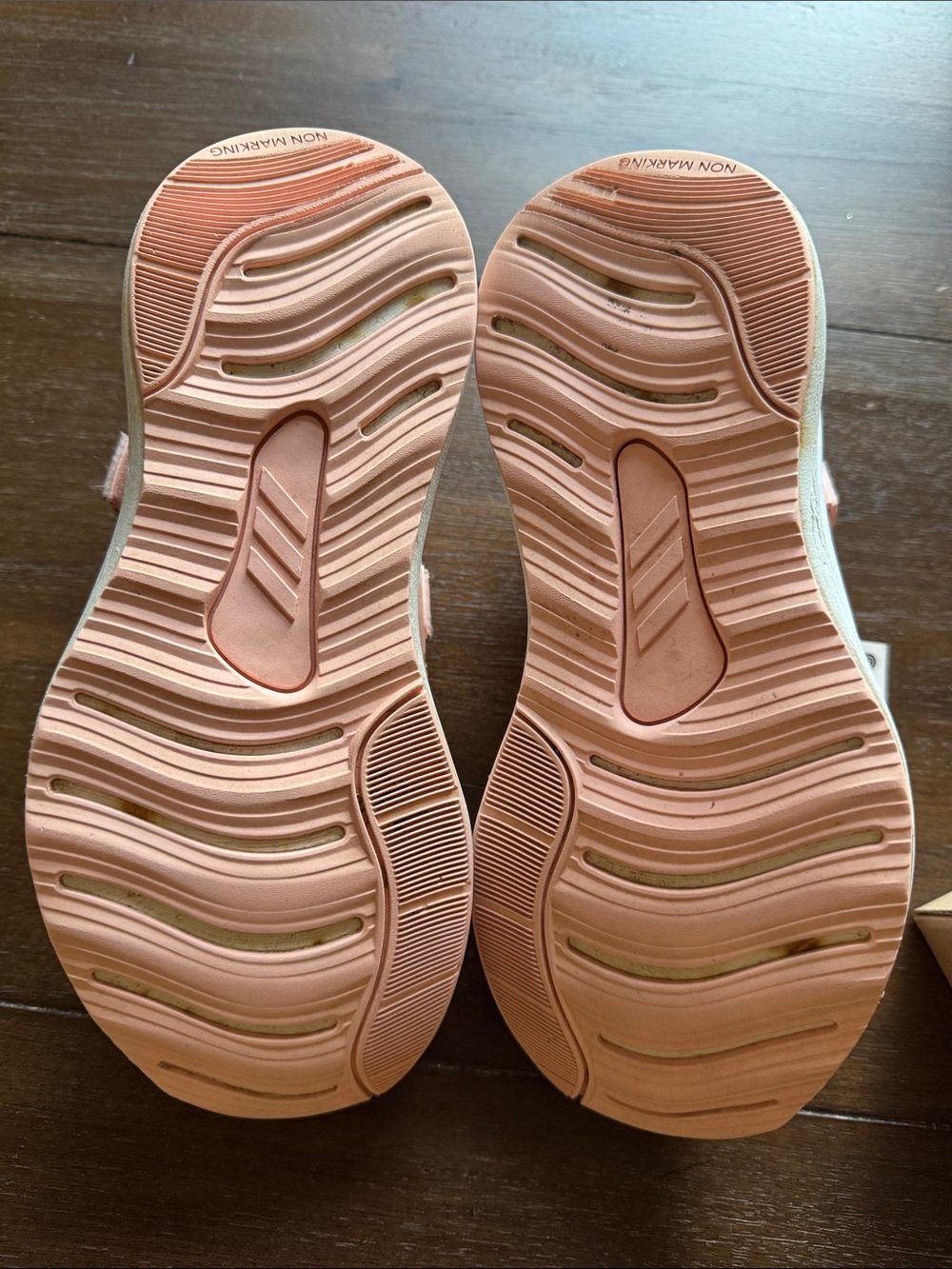 Size 2 girls adidas fortarun  running shoes - Picture 11 of 16